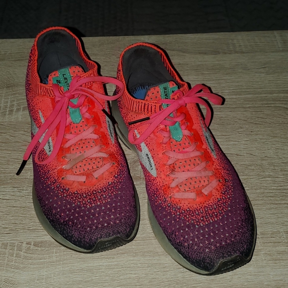 Brooks Levitate 2 running shoe 9.5.